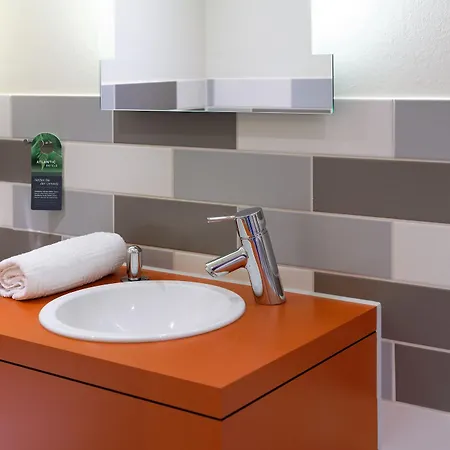 Atlantic Galopprennbahn 4*