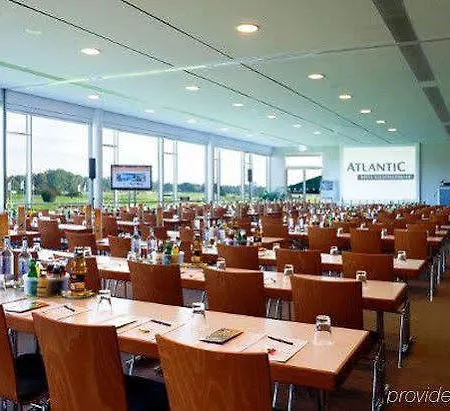 Atlantic Galopprennbahn Отель 4*