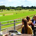 Atlantic Galopprennbahn 4* Bréma