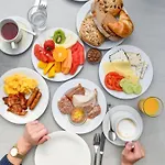 Hotel Atlantic Galopprennbahn 4*