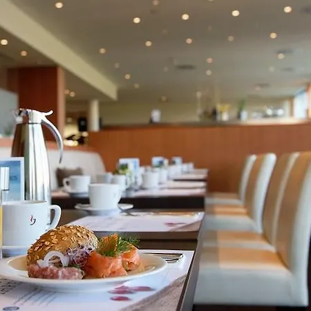 Hotel Atlantic Galopprennbahn