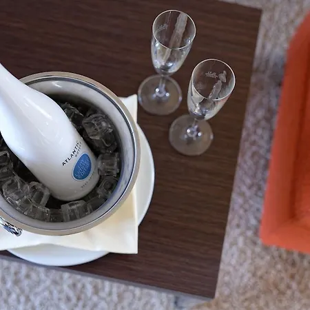 Atlantic Galopprennbahn 4*