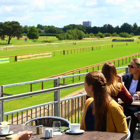 Atlantic Galopprennbahn 4* Brema