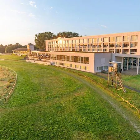 Atlantic Galopprennbahn Hotel