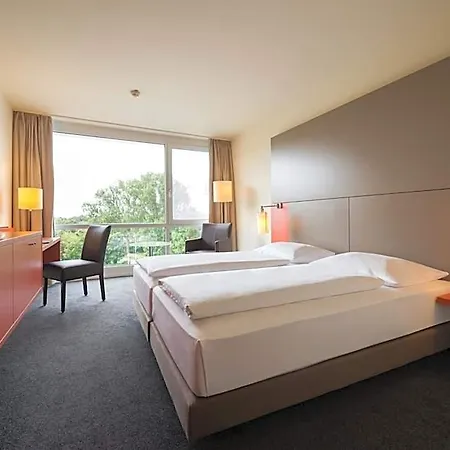 Otel Atlantic Galopprennbahn