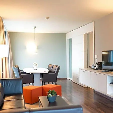 Atlantic Galopprennbahn Otel 4*