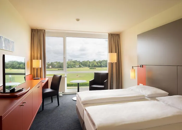 Atlantic Galopprennbahn Hotel 4*