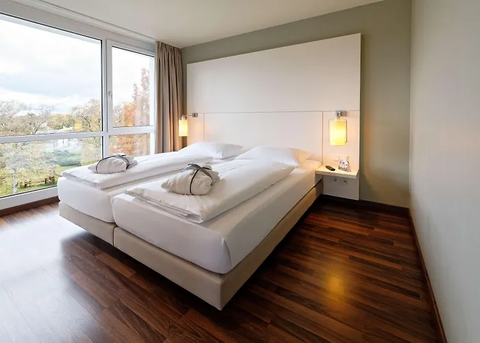 Atlantic Galopprennbahn Готель 4*