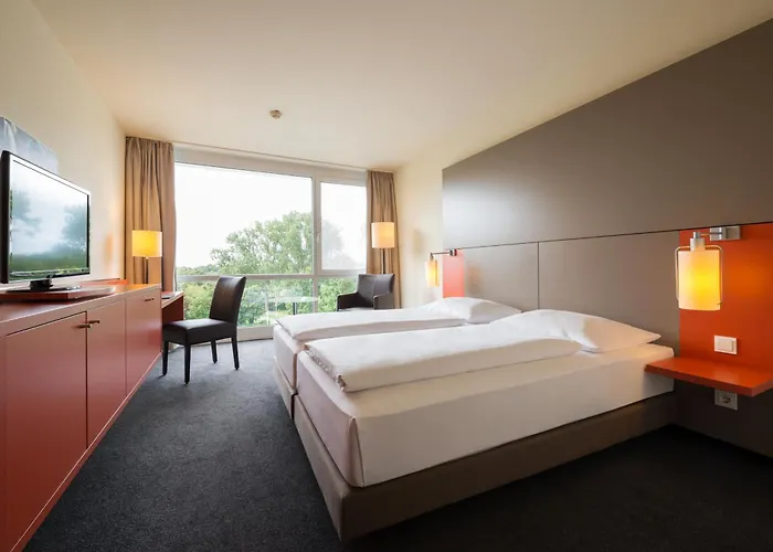 Atlantic Galopprennbahn Готель 4*